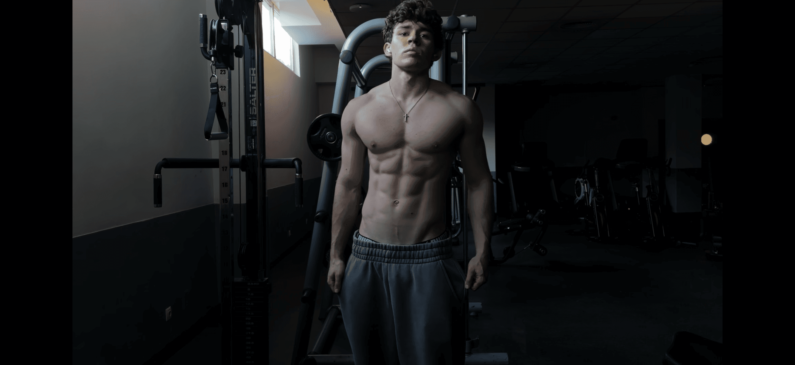 LukasLogs hero physique